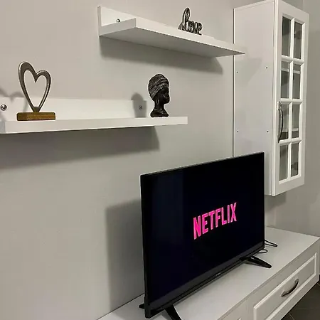 2d 1 Appartement Golem (Tirana)